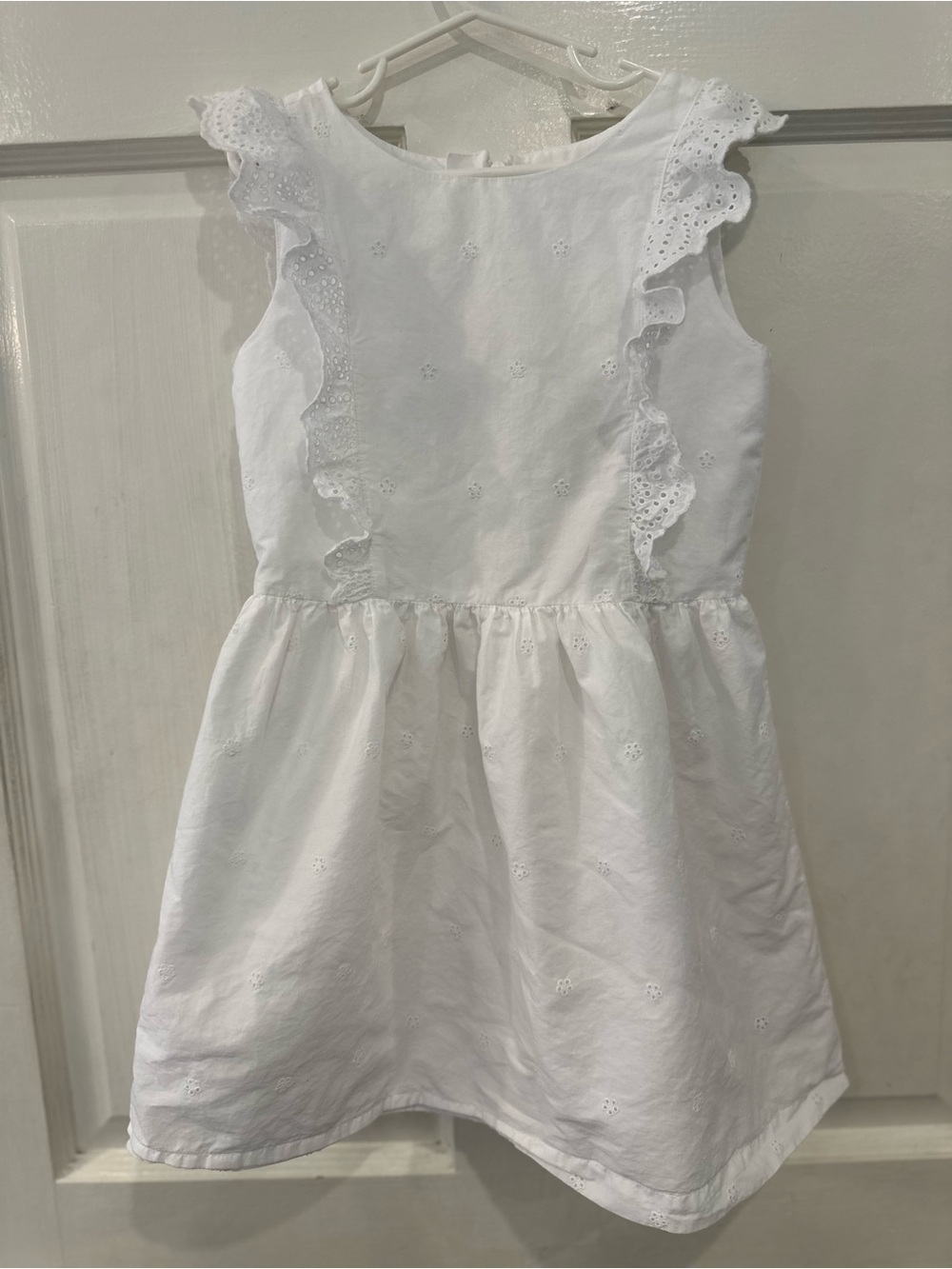 GAP Girls White Ruffled Sleeveless Sundress Size S